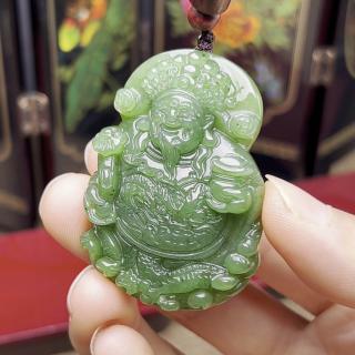 和田玉财神挂件真的能带来好运吗?