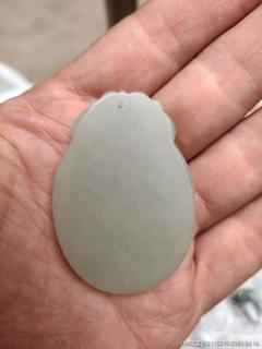 新疆和田玉山料