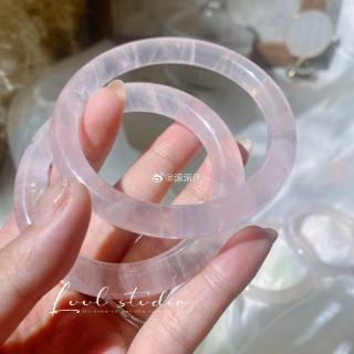 晚点来一波和田玉手镯