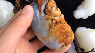 普通的和田玉青花籽料原石,是怎么雕刻出独���特色的成品出来的!