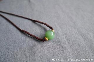 和田玉碧玉粉青绿底单珠锁骨链 无伤无裂无棉 颜色浓郁 油润度脂粉度