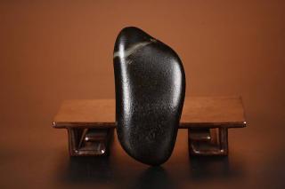 籽料里的黑皮神话,这种一出现即是王者!和田玉鉴定保养知识大全